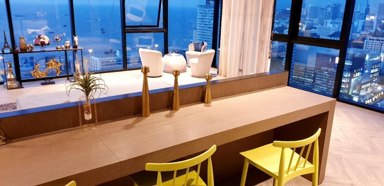 The Base Central Pattaya Quiet King-Bed With Infinity Pool & Free Netflix! Luaran gambar