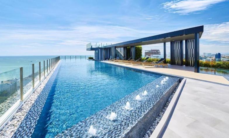 The Base Central Pattaya Quiet King-Bed With Infinity Pool & Free Netflix! Luaran gambar